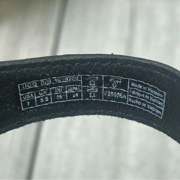 Ugg Janie Heeled Leather Strap Clog Mule Sandals Block Heel Women’s Size 7 - Picture 9 of 10